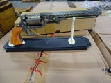 THE US .36 REPLICA REVOLVER W/STAND (X20)