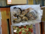 TUBS W/DECO SPURS, THE GAMBLER BADGES, WYATT EARP & BILLY THE KID GUN, POCKET KNIFE FRAMES