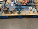 GLASSWARE, TEA POT & SMALL GLASS ICE BUCKET
