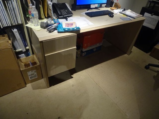 DESK W/2 DR LATERAL
