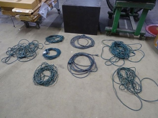 EXTENSION CORDS (X8)