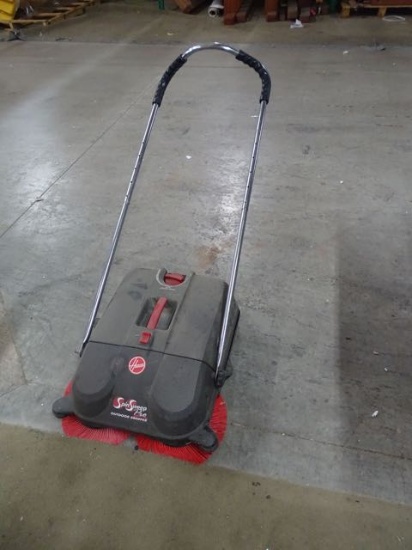 HOOVER SWEEPER