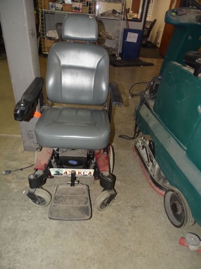 SCOOTER W/WHEEL CHAIR