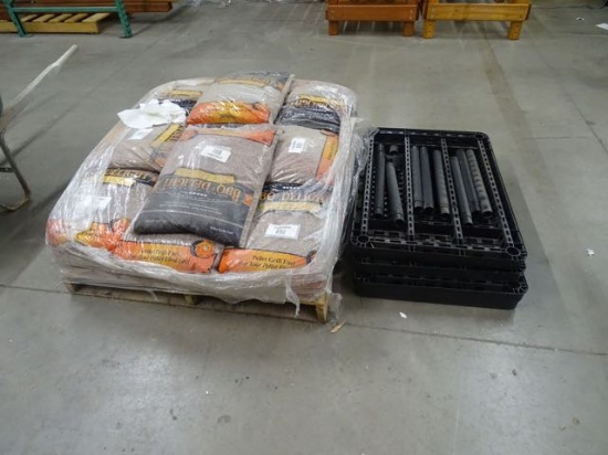 WOOD PALLETS & PLASTIC SHELF