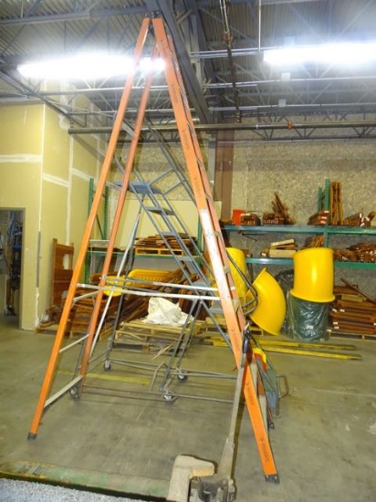 HUSKY 12’ LADDER