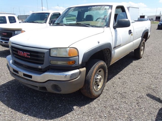 2005 GMC SIERRA 2500 HD