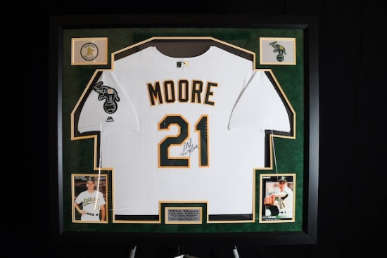 Oakland A's Jersey - autographed by Mike Moore
