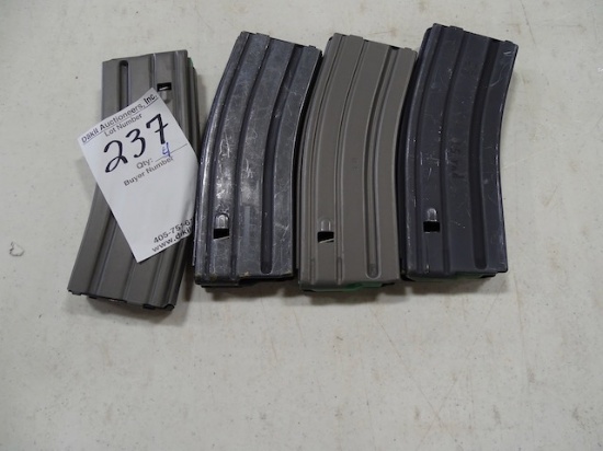 1-COLT OEM,  1- KAY IND. 2- D&H AR15 MAGAZINES  30RNDS  . 223 OR 5.56 (X4)