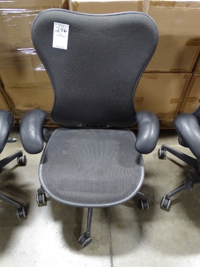 HERMAN MILLER MIRRA 2 OFFICE CHAIR