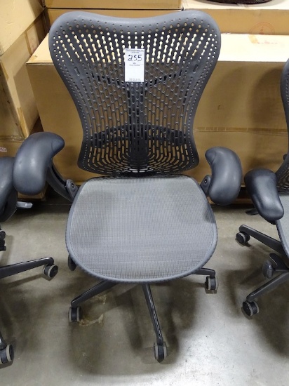 HERMAN MILLER MIRRA OFFICE CHAIR