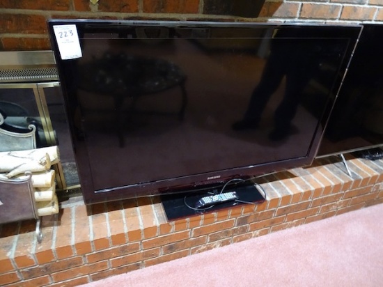 SAMSUNG 52” TV