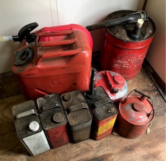 GAS CANS (X1)
