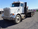 1999 PETERBILT 357