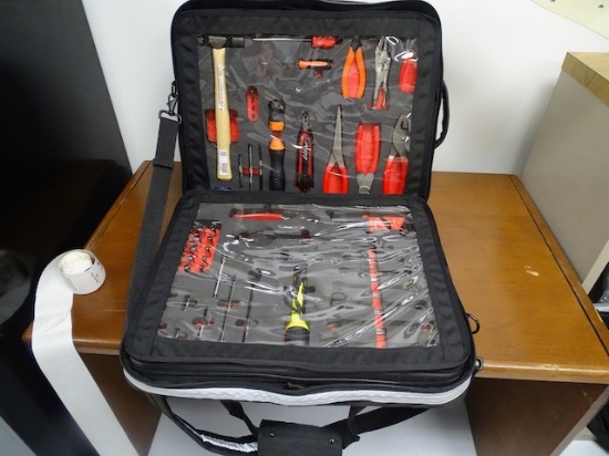 SNAP ON BLUE POINT FOD TOOL SET W/BAG