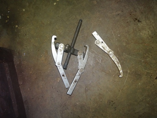 LARGE GEAR PULLER & CRESCENT WRENCH (X2)