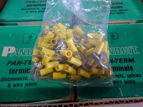 BOX FULL OF NEW 10 AWG PANDUIT RING & FORK INSULATED TERMINALS