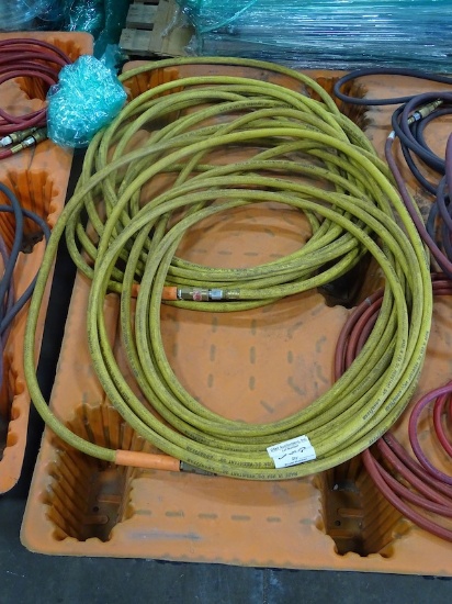 3/8" GOOD YEAR AIR HOSES (X2)