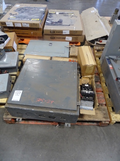 PALLET W/NEW MOTOR STARTERS & JUNCTION BOX