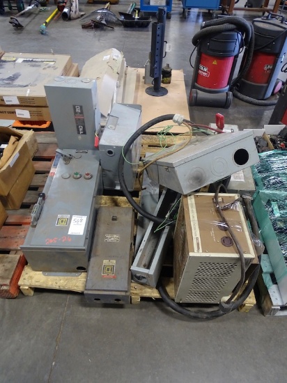 PALLET W/SOLA MINI MICRO COMPUTER REGULATOR 16.7 AMP MAX 120V,