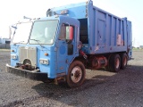 1998 PETERBILT 320 TRASH TRUCK