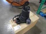 NEW LITTLE GIANT SUBMERSIBLE SUMP PUMP MODEL:SPT-33-T 115V (X2)
