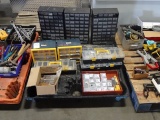 PALLET FULL OF ALLIED MACHINE UNIVERSAL INSERTS VARIOUS SIZES, MACHINE DRILL BITS,
