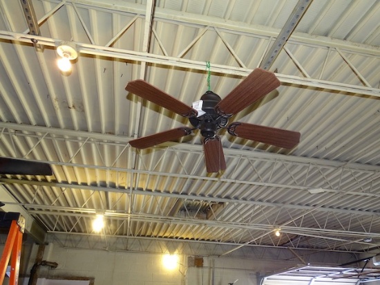 BLACK 42” HUGGER HANGING