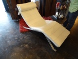 WHITE LEATHER CHASE LOUNGE CHAIR