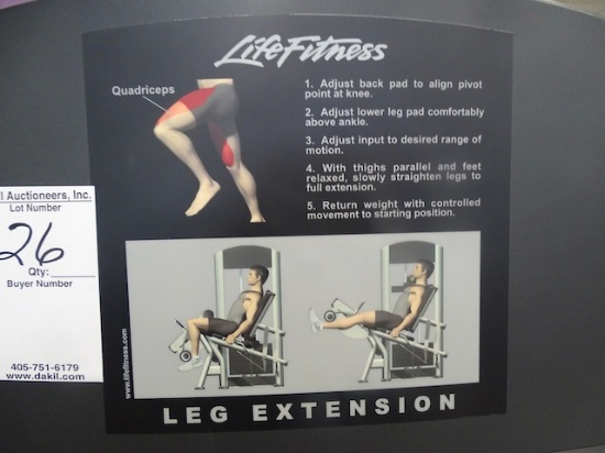 LIFE FITNESS SEATED LEG EXTENSION MACHINE