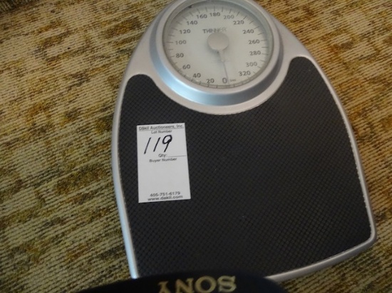320LB SCALE