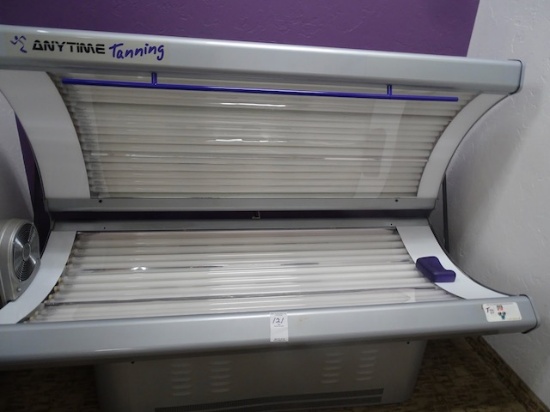T-MAX TANNING BED