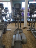LIFE FITNESS ELLIPTICAL