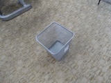 WIRE WASTE BASKETS (X4)