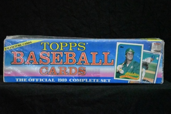 Baseball Card Collection: 1989 Topps Complete Set unopened