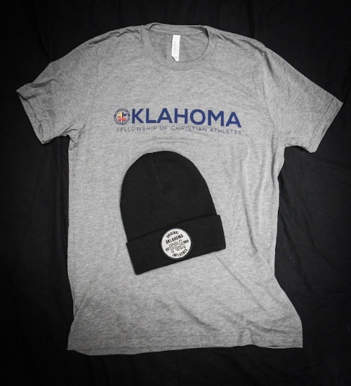 FCA stocking hat + Oklahoma FCA t-shirt, size M