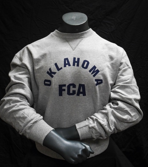 Champion "Oklahoma FCA" sweatshirt, size L