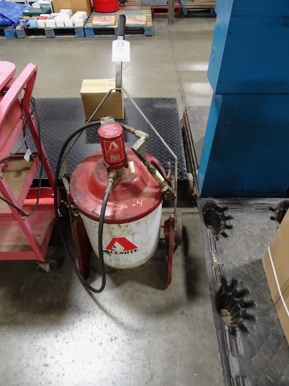 ALEMITE PMI GREASE PUMP ON DOLLY