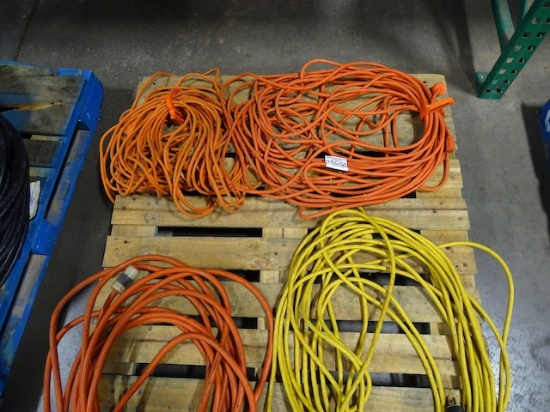 HEAVY DUTY EXTENSION CORDS (X2)