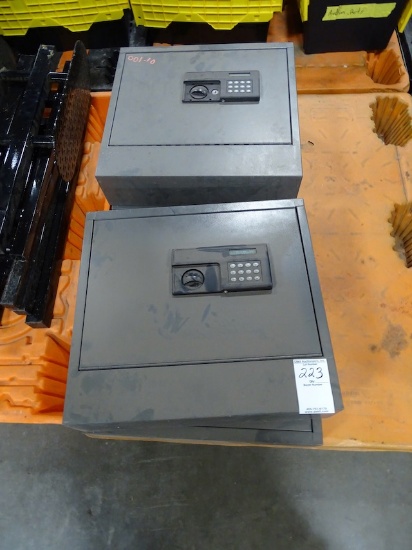 LAPTOP SAFE (X4)
