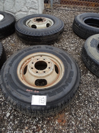 8 HOLE RIMS W/TRANS RIB LT 7.5-16LT & GENERAL AMERITRAC TR LT215/85R16 (X2)