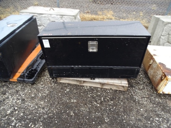 CHAIN/TOOLBOX