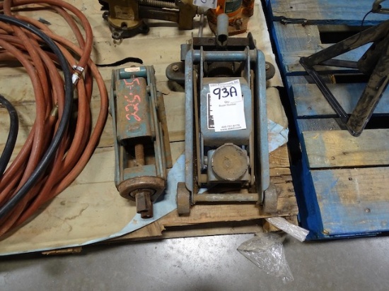 SEARS 1 1/2-TON FLOOR JACK & A SCISSOR JACK