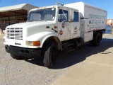 1995 INTERNATIONAL 4700 DT408 CHIPPER TRUCK