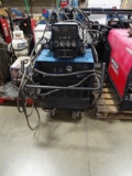 MILLER DELTAWELD 452 CV:DC WELDING POWER SOURCE W/MILLER 70 SERIES 24V WIRE FEEDER & CABLES