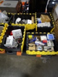 MISC. AUTOMOTIVE PARTS IN COMMANDER XL TUBS (X4)