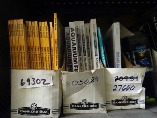 BARRONS / TFH BOOKS