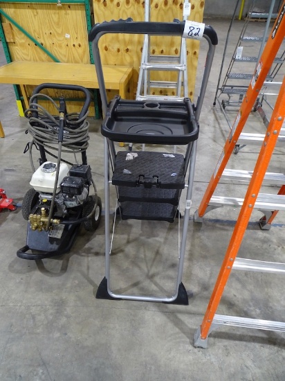 COSCO 3 STEP PLATFORM LADDER