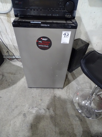 FRIGIDAIRE SMALL REFRIGERATOR
