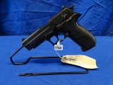 SIG SAUER 22LR SIMI AUTO MOD:MOSQUITO  W/HOLSTER