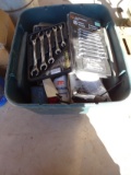 TUB OF MISC TOOLS & PAINT X1